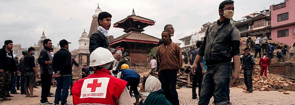 Número de mortes no Nepal sobe para 7 9 mil Brasil 247