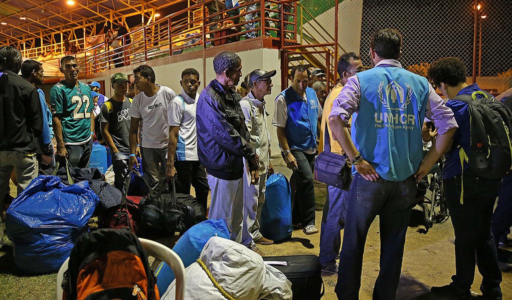 Boa Vista (Roraima) - Refugiados venezuelanos se preparam para deixar Boa Vista com destino a São Paulo (Antônio Cruz/Agência Brasil)