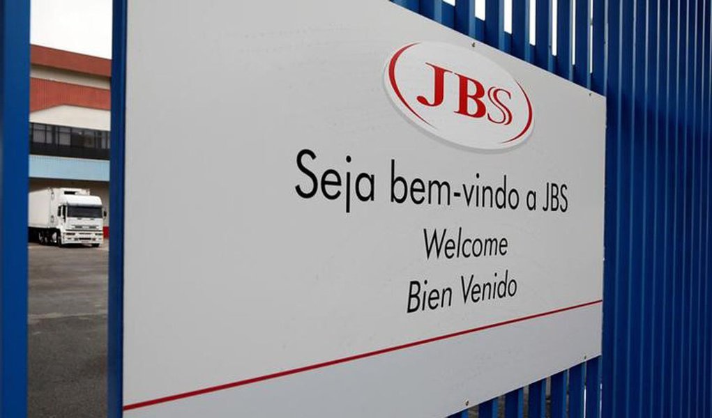 Portão de entrada de unidade da JBS em Jundiaí (SP) 01/06/2017 REUTERS/Paulo Whitaker