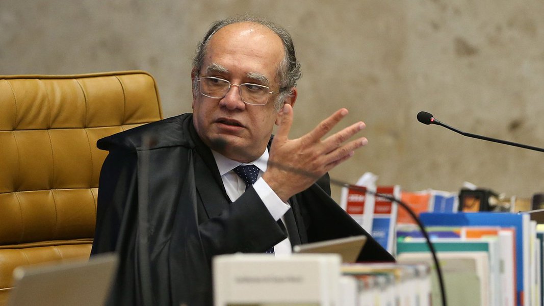 Brasília - Ministro Gilmar Mendes durante sessão plenária do Supremo Tribunal Federal (STF) para julgamento da validade das delações da JBS (José Cruz/Agência Brasil)