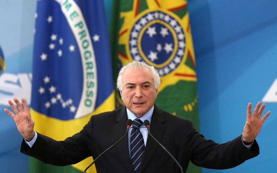 Presidente Michel Temer em cerimônia no Palácio do Planalto, em Brasília 13/07/2017 REUTERS/Adriano Machado