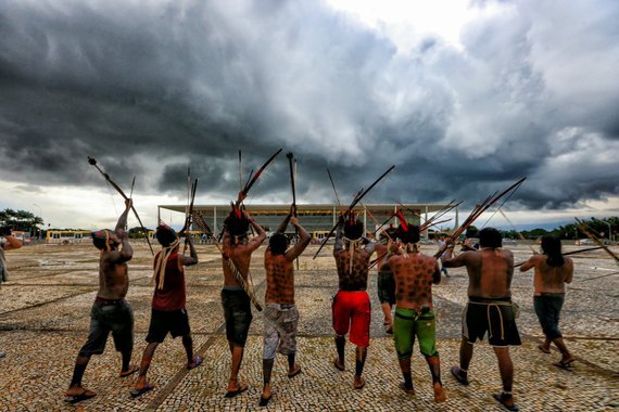 índios