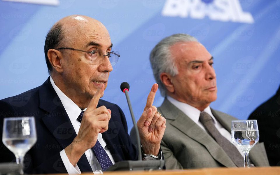 Bras�lia - Ministro da Fazenda, Henrique Meirelles, e o presidente Michel Temer durante anuncio do pacote de medidas econ�micas (Beto Barata/PR)