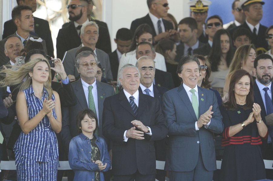 07/092017- Brasília- DF, Brasil- O presidente Michel Temer assiste ao desfile de 7 de Setembro, em Bras[ilia Foto: Marcelo Camargo/Agência Brasil
