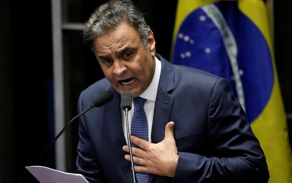 Aécio Neves discursa no Senado 04/07/2017 REUTERS/Ueslei Marcelino