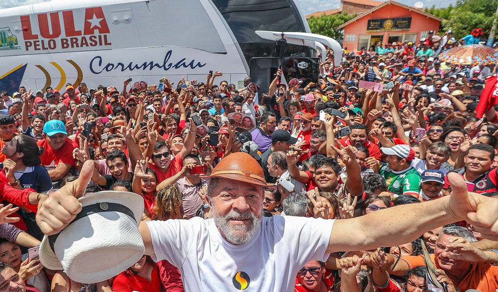 30/08/2017- Povo de Banabuiú (CE) recebe Lula e sua caravana. Foto: Ricardo Stuckert