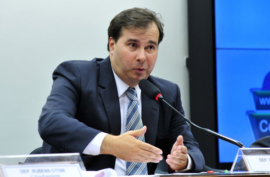 O deputado Rodrigo Maia (DEM-RJ) foi eleito para presidente da comissão especial da Reforma Política durante reunião de instalação da comissão (Luis Macedo/Câmara dos Deputados)