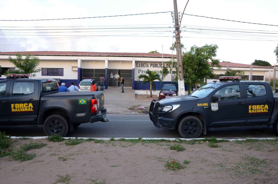 Força Nacional de Segurança atua no Presídio Provisório Professor Raimundo Nonato Fernandes, em Natal, Rio Grande do Norte