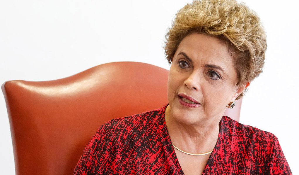 Brasília - DF, 24/03/2016. Presidenta Dilma Rousseff durante entrevista para veículos da imprensa internacional. Foto: Roberto Stuckert Filho/PR