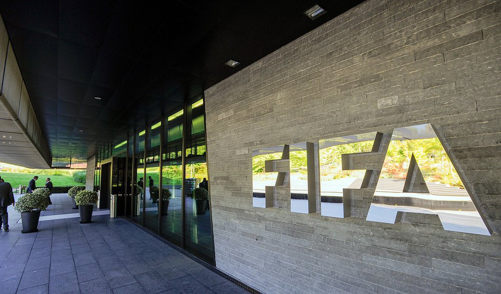 The logo of the FIFA (International Federation of Association Football) is seen on September 3, 2013 outside its headquarters in Zurich. AFP PHOTO / SEBASTIEN BOZON (Photo credit should read SEBASTIEN BOZON/AFP/Getty Images)