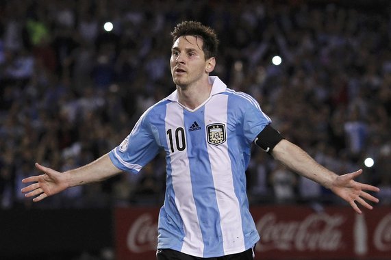 Crianças palestinas pedem que Messi não jogue em Israel