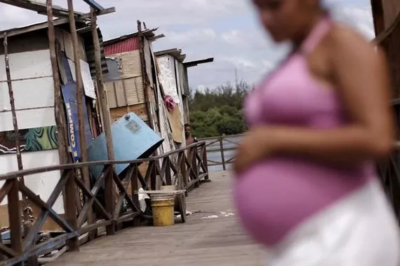 Mulher grávida vistaaposta gratis ao vivo betanoRecife. 29/01/2016 REUTERS/Ueslei Marcelino