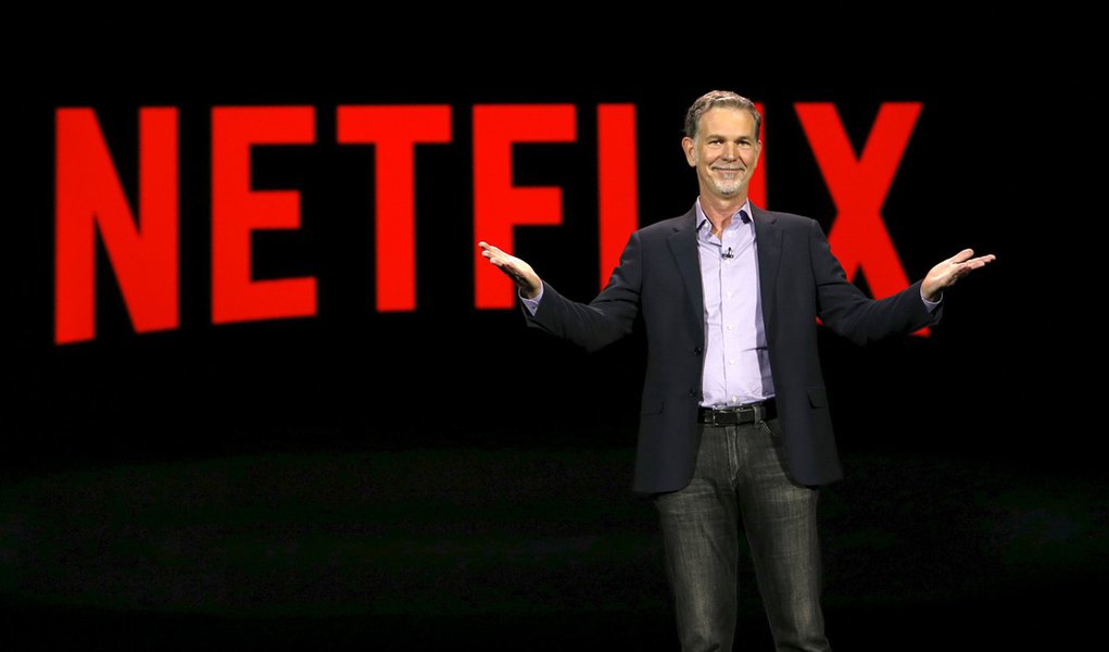 Reed Hastings, cofundador e presidente executivo do Netflix se apresenta durante conferência em Las Vegas. 6 de janeiro de 2016. REUTERS/Steve Marcus
