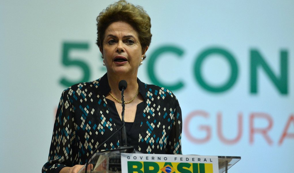 Bras�lia - A presidenta Dilma Rousseff participa da abertura da 5� Confer�ncia Nacional de Seguran�a Alimentar e Nutricional, no Centro de Conven��es Ulysses Guimar�es (Valter Campanato/Ag�ncia Brasil)
