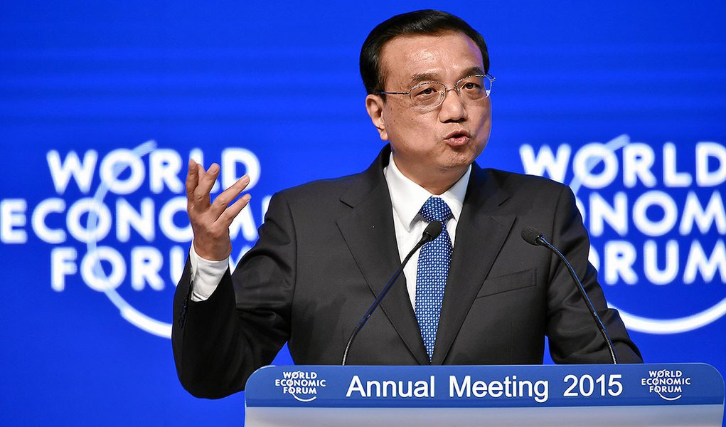 DAVOS/SWITZERLAND, 21JAN15 - Li Keqiang, Premier of the People's Republic of China delivers a speech during the plenary session 'The Global Impact of China's Economic Transformation' at the congress centre during the Annual Meeting 2015 of the World Econo