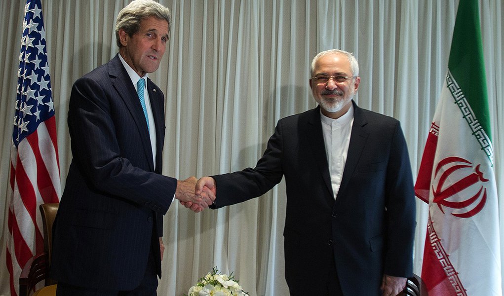 Secretary of State John Kerry meets with Iranian Foreign Minister Javad Zarif in Geneva on January 14 for a bilateral meeting to provide guidance to their negotiating teams before their next round of discussions, which begin on January 15.

U.S. Mission