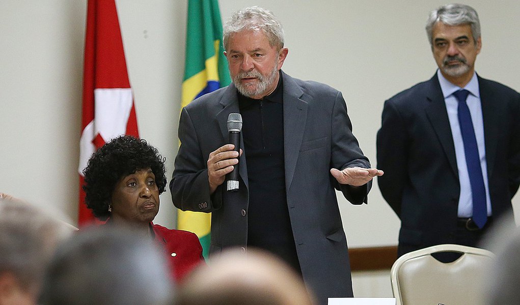 29/06/2015- Brasília- DF, Brasil- O ex-presidente Luiz Inácio Lula da Silva, se reúne, com as bancadas do PT no Senado e na Câmara dos Deputados. Foto: Ricardo Stuckert/ Instituto Lula
