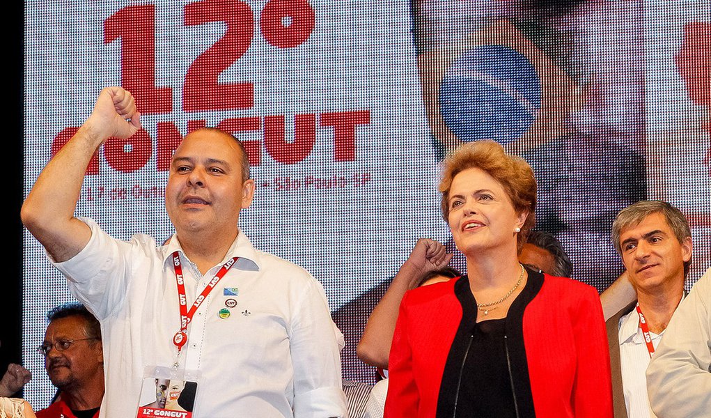 São Paulo - SP, 13/10/2015. Presidenta Dilma Rousseff, durante cerimônia de abertura do 12º Congresso Nacional da CUT - CONCUT. Foto: Roberto Stuckert Filho/PR