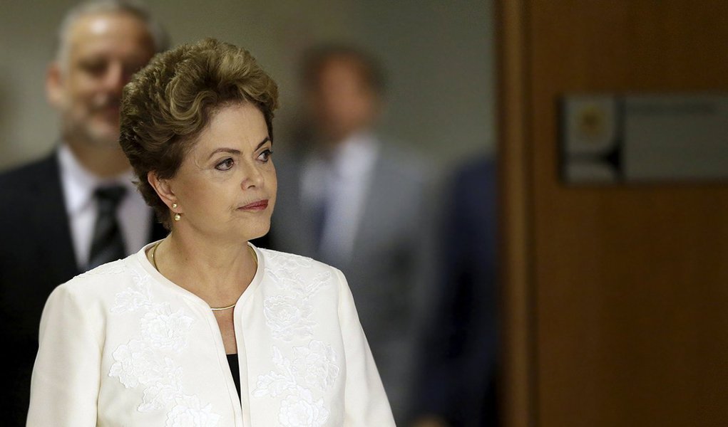 Presidente Dilma Rousseff no PalÃ¡cio do Planalto, em BrasÃ­lia. 02/12/2015 REUTERS/Ueslei Marcelino