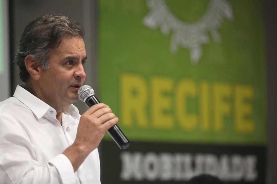 Senador e presidente nacional do PSDB, Aécio Neves (MG) em evento do partido em Recife 27/11/2015