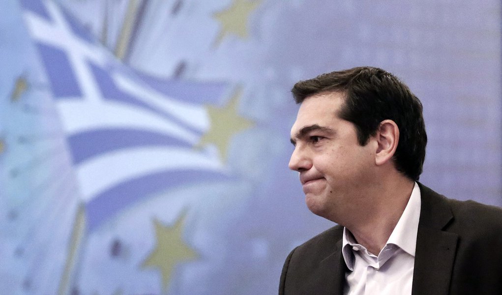 Alexis Tsipras, head of the anti-bailout Syriza party, speaks during a financial conference in Athens on Tuesday, Dec. 2, 2014.  Tsipras said that Greece’s battered economy could not recover unless the money owed to other Eurozone country’s was cut signif