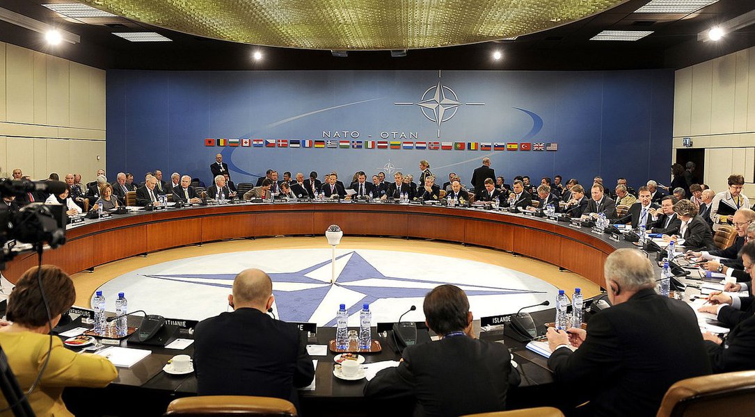 Otan - reunião de ministros de defesa e de relações exteriores