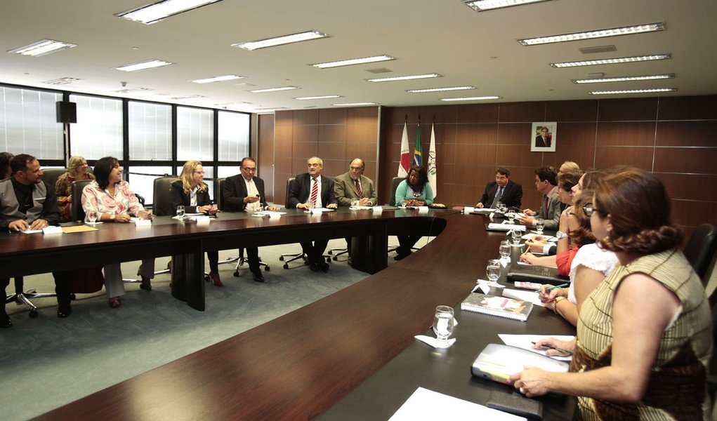 Reunião do grupo de trabalho/ educação
27-01-15 Cidade administrativa
Foto: Manoel Marques/ imprensa-mg