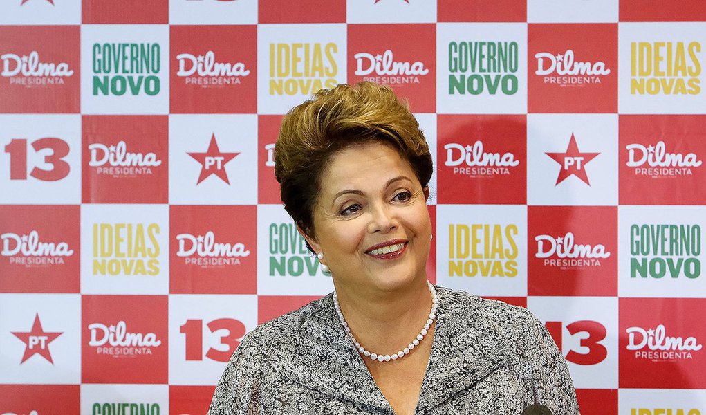 Rio de Janeiro - RJ, 23/10/2014. Dilma Rousseff durante a entrevista coletiva. Foto: Ichiro Guerra