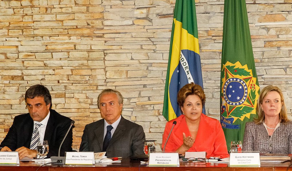 Dilma: "Quem convoca plebiscito é o Congresso"
