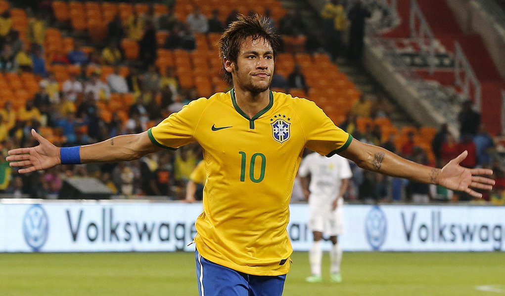 Brazil's Neymar celebrates his goal against South Africa during their international friendly soccer match at the First National Bank (FNB) Stadium, also known as Soccer City, in Johannesburg March 5 2014. REUTERS/Siphiwe Sibeko (SOUTH AFRICA - Tags: SPORT