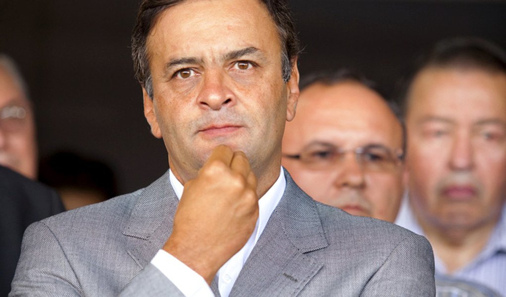 Tijolaço: Aécio chega a ser pior que Bolsonaro