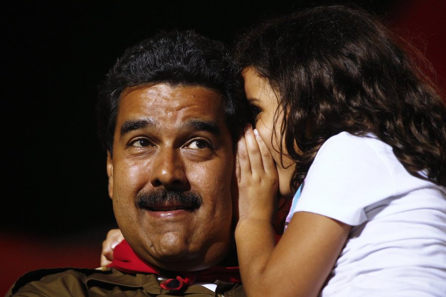 Maduro deve ser eleito com margem estreita