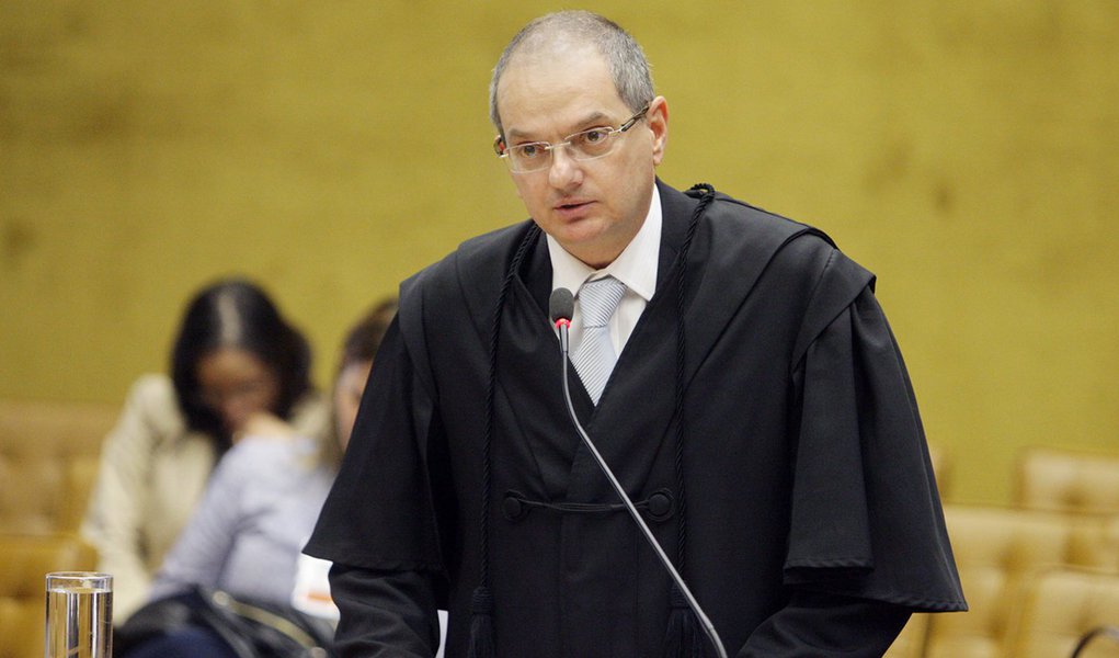 Advogado de Pedro Henry critica "duvidosa conduta" de Gurgel