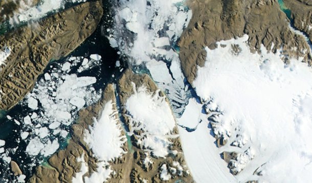 Derretimento de gelo na Groenlândia atinge nível recorde