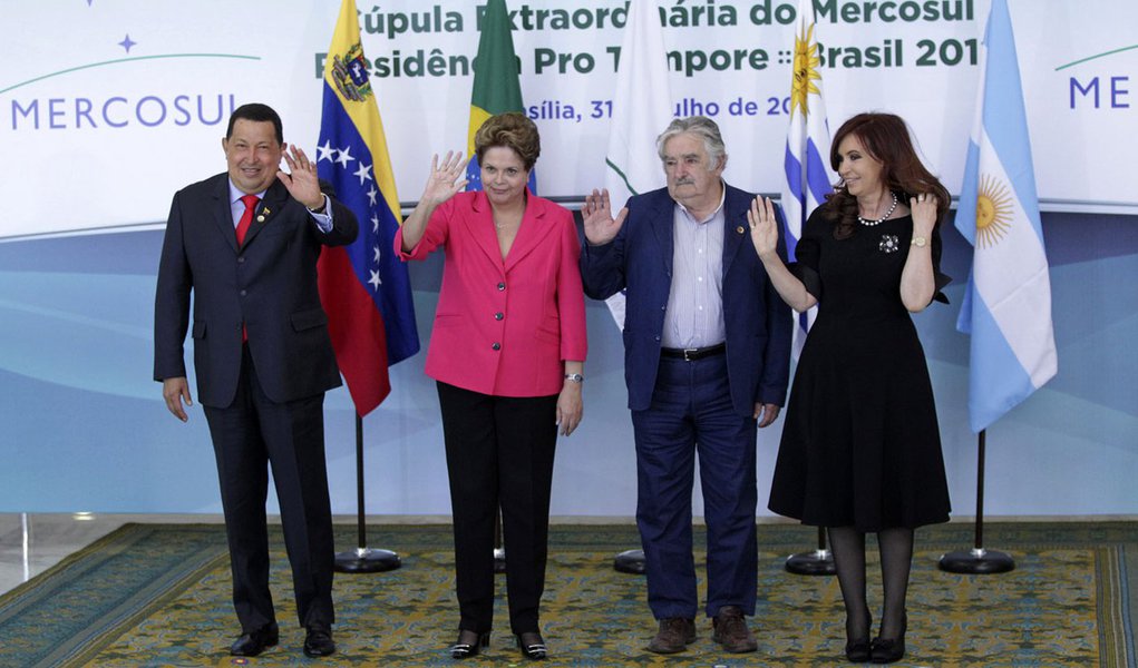 Líderes do Mercosul se reúnem para selar ingresso da Venezuela