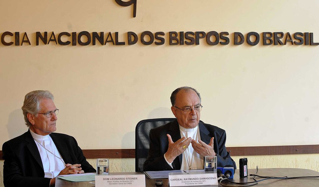 Brasília - O presidente da CNBB, dom Raymundo Damasceno Assis, em entrevista coletiva no encerramento da reunião do Conselho Permanente da entidade, faz um balanço dos trabalhos e fala da pauta da 51ª Assembleia Geral dos Bispos, prevista para abril de 20