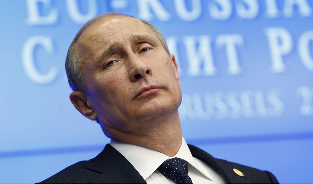 Putin confirma fundo de US$ 100 bilhões para BRICS