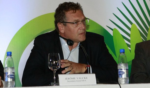 Valcke diz que sedes não podem "relaxar" e mira Curitiba