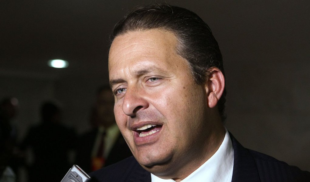 Campos diz que recusou oferta do PT para 2018