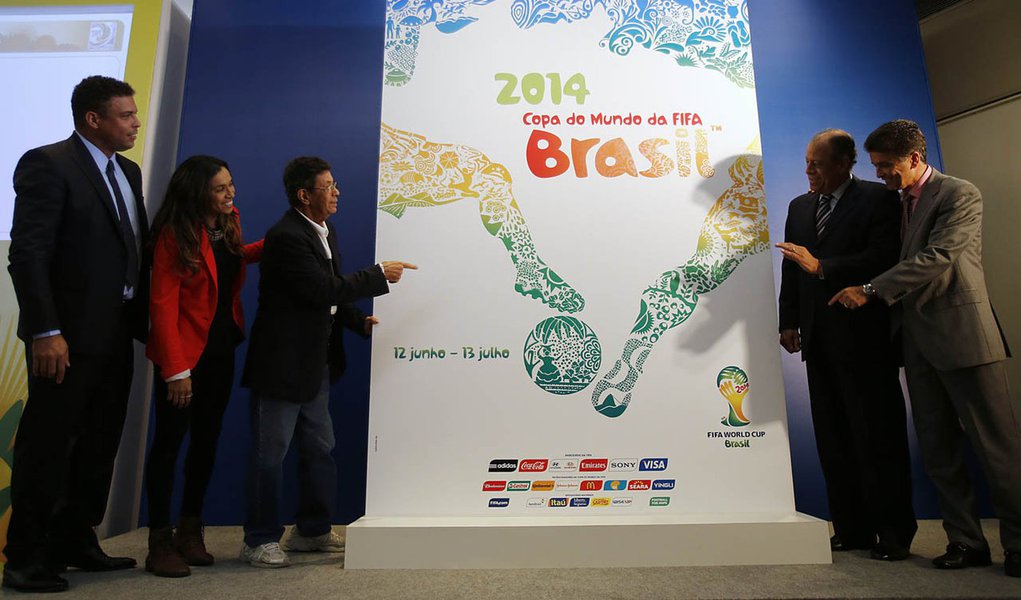 Fifa apresenta o cartaz da Copa de 2014