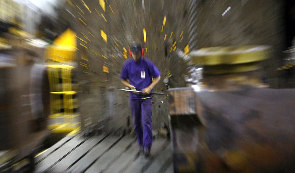 O emprego na indústria paranaense acumula alta de 0,6% na soma de doze meses encerrados em setembro.
Foto: Gilson Abreu