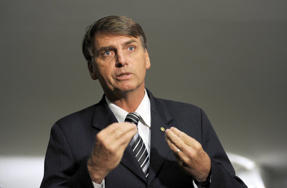 Sal�o Verde
Entrevista
Dep. Jair Bolsonaro fala sobre comissao da verdade

05.05.2010