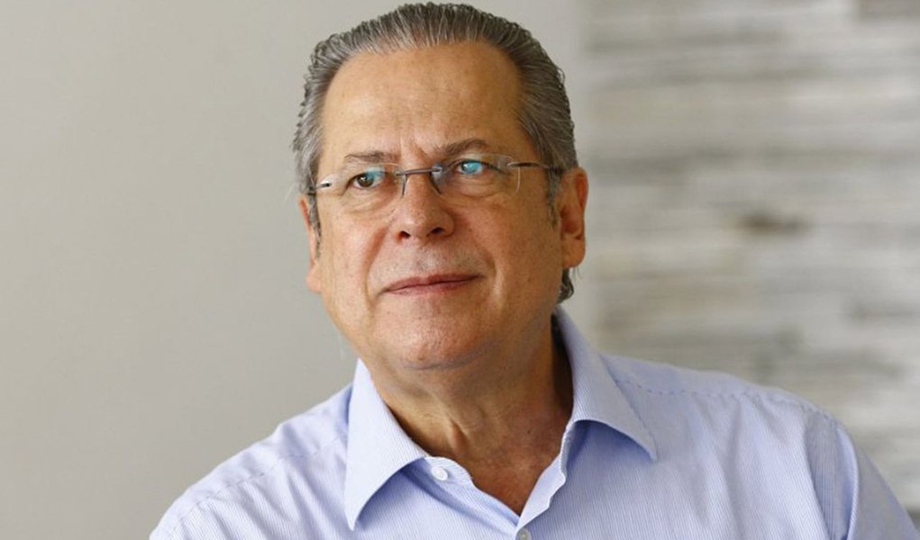 O ex-ministro José Dirceu disse que campanha de Dilma não deve ter salto alto
