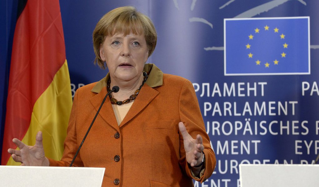 Maioria dos alemães quer que Merkel concorra a um 4º mandato