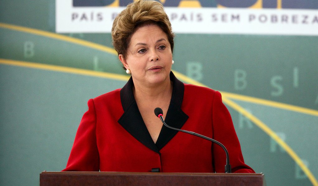 Dilma aceita aproximação com PT