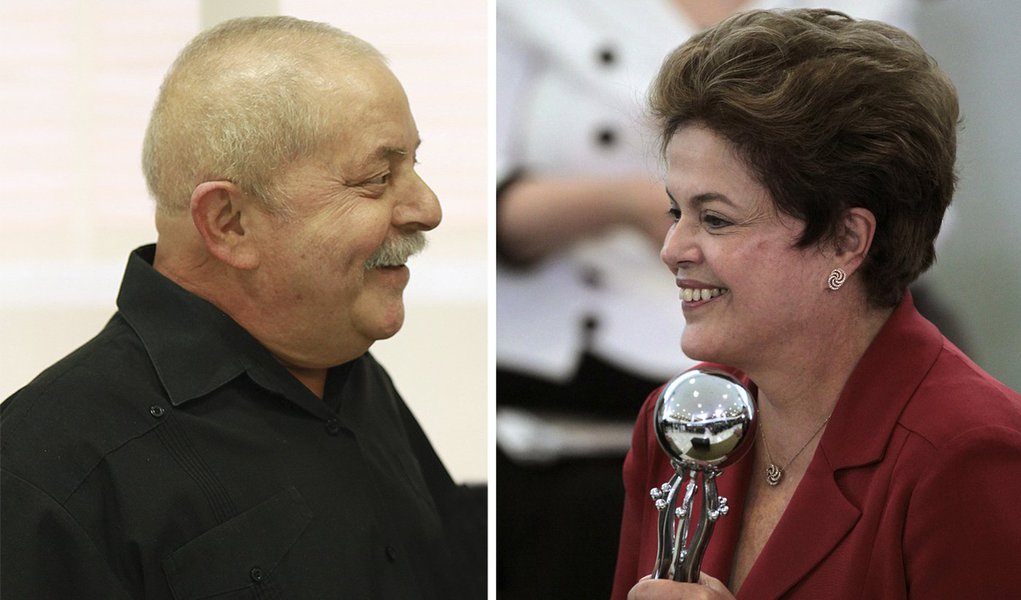 Lula ganha aplauso de Dilma e ‘olê’ no Planalto