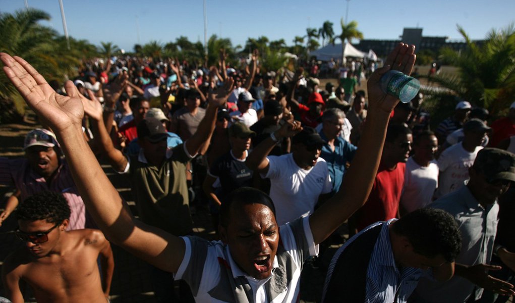 PMs na Bahia não aceitam encerrar greve