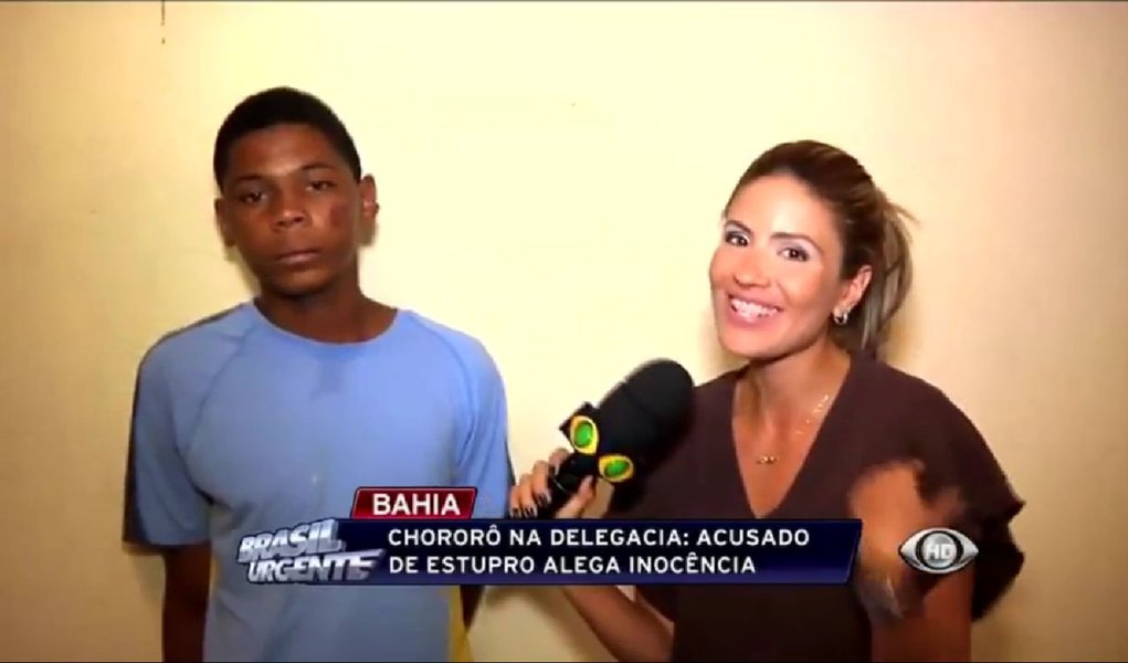 Repórter de Época denuncia “imprensa que estupra”