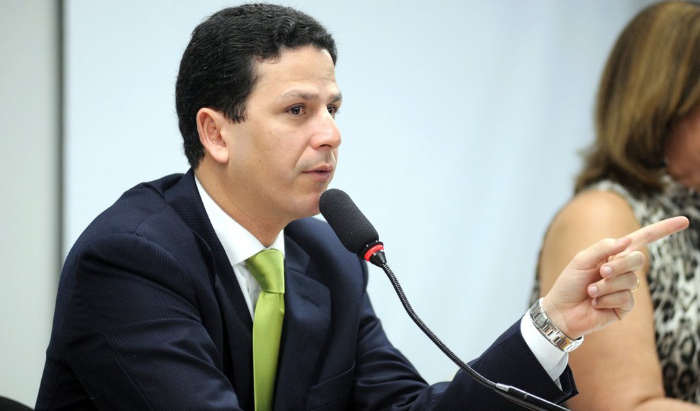 Bruno Araújo é o novo líder do PSDB na Câmara dos Deputados