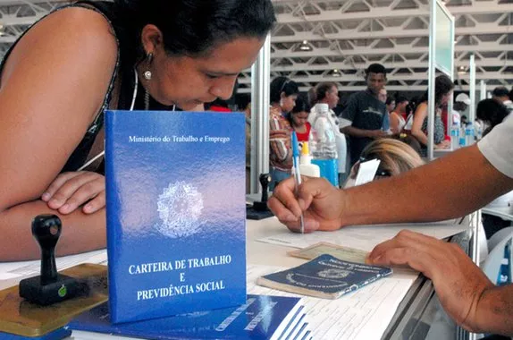 Emprego Carteira de Trabalho